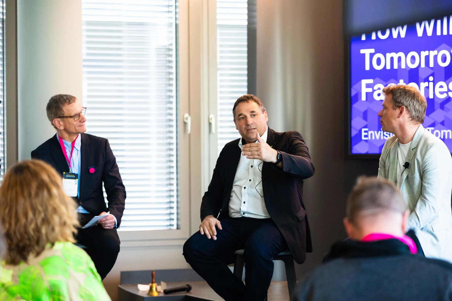 Prof. Dr. Bär Sharing Insights