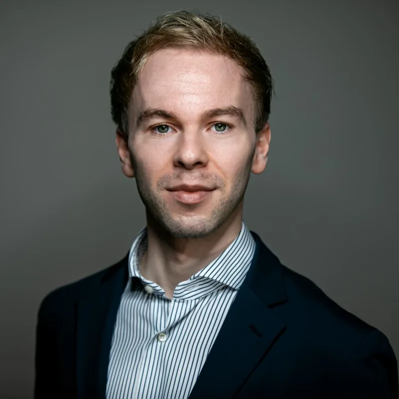 Prof. Dr. Maximilian Kiener