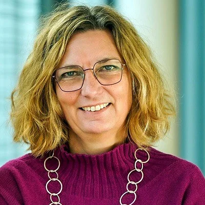 Dr. Martina Beck