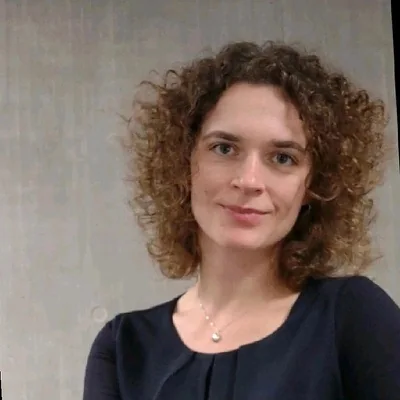 Dr. Zora Slavik