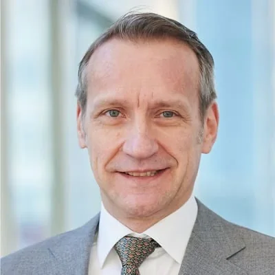 Dr. Henrik Hahn