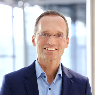 Dr. Bernd Lohmann