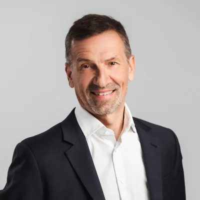 Dr. Stefan Poledna